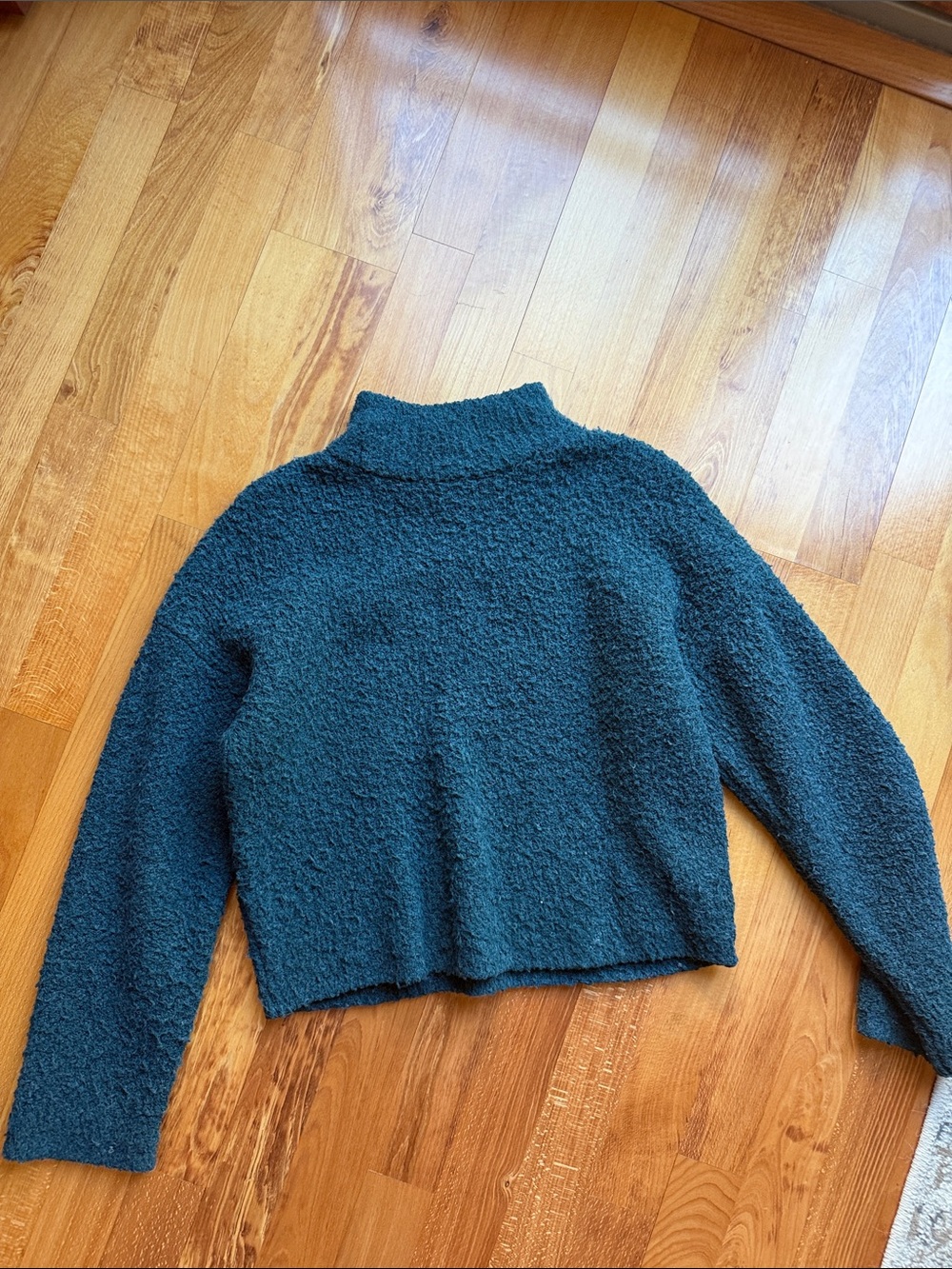 Universal Thread Teal Bouclé Cropped Turtleneck Sweater